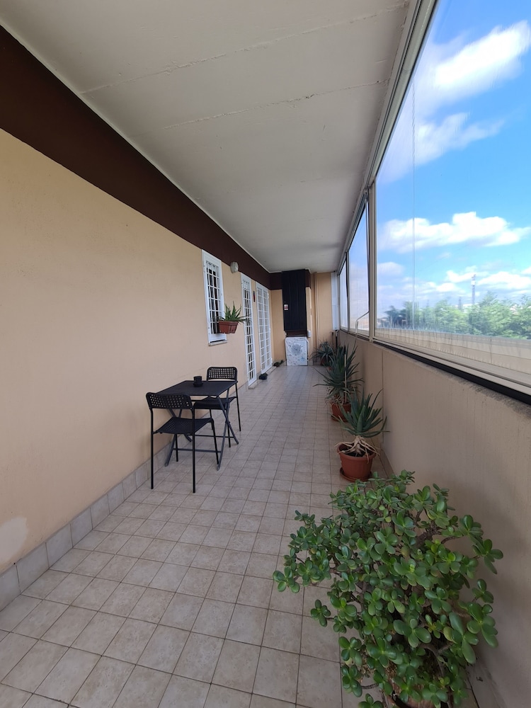 Rooms And Comfort Apartment
