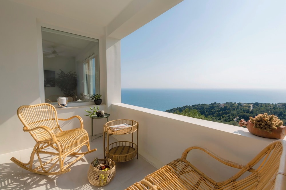 Anaera Luxury Apartment