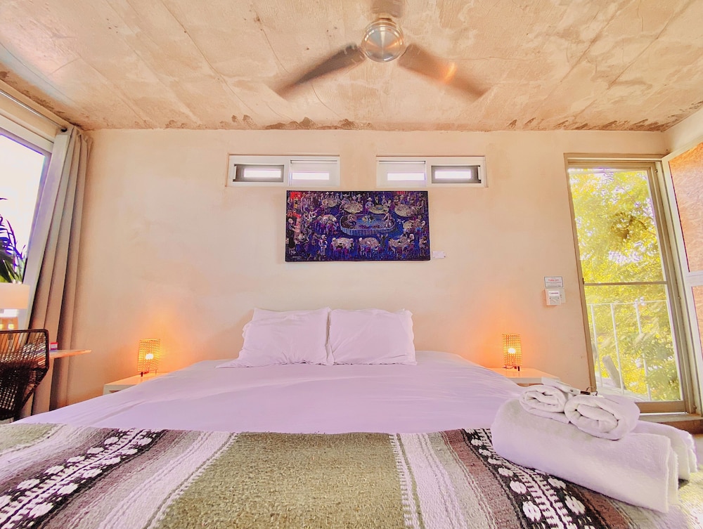 Perro Surfero Hotel Boutique - Todos Santos, BCS