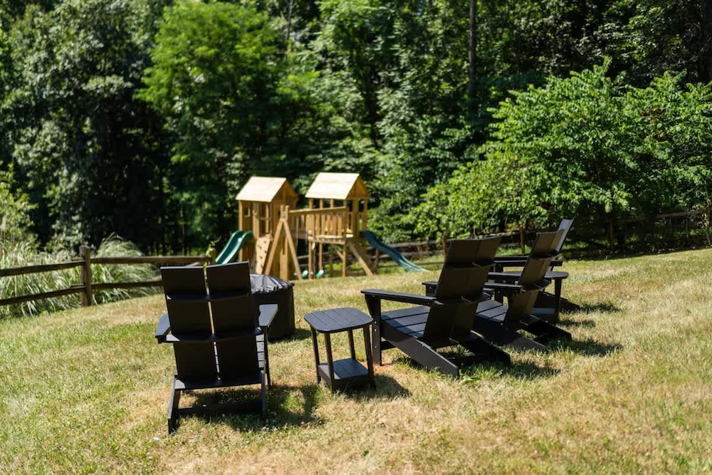 Love Afton Cabin - Family Home
