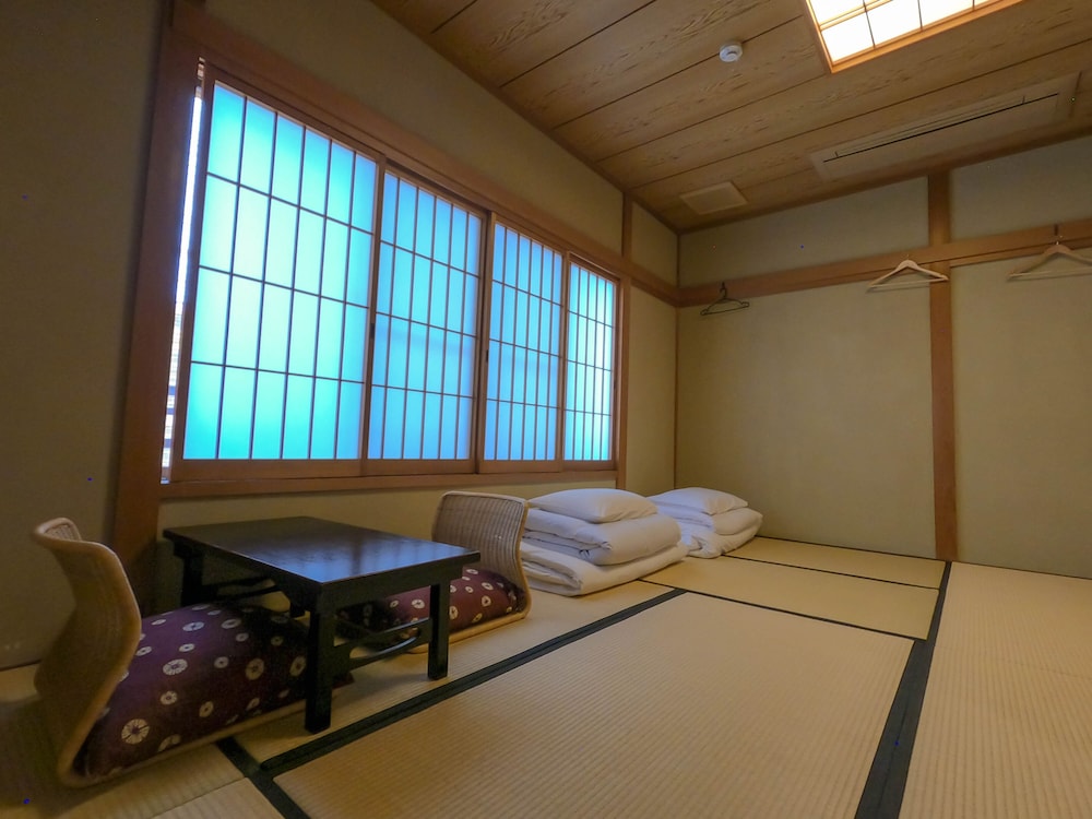 Miyagawacho Hanakanzashi- Hostel