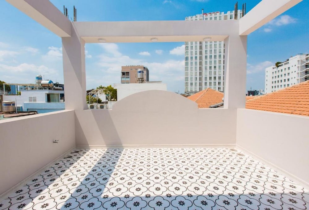 CBD Home - Home in Central - The Art
