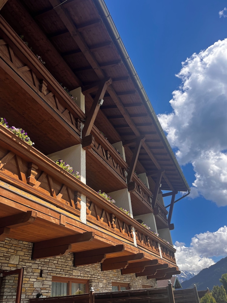 Gansl Hotel & Residences