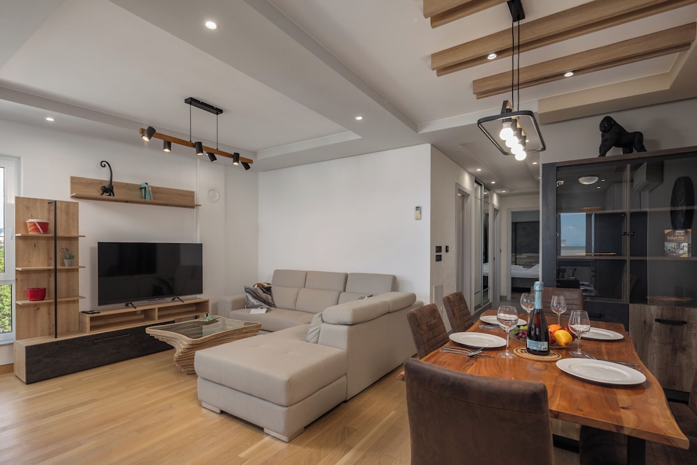 Seaview Apartment Kostrena Two