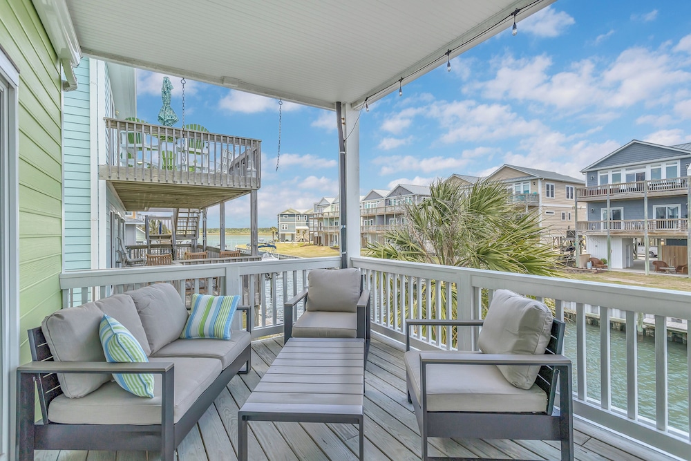 Driftwood by Topsail Realty