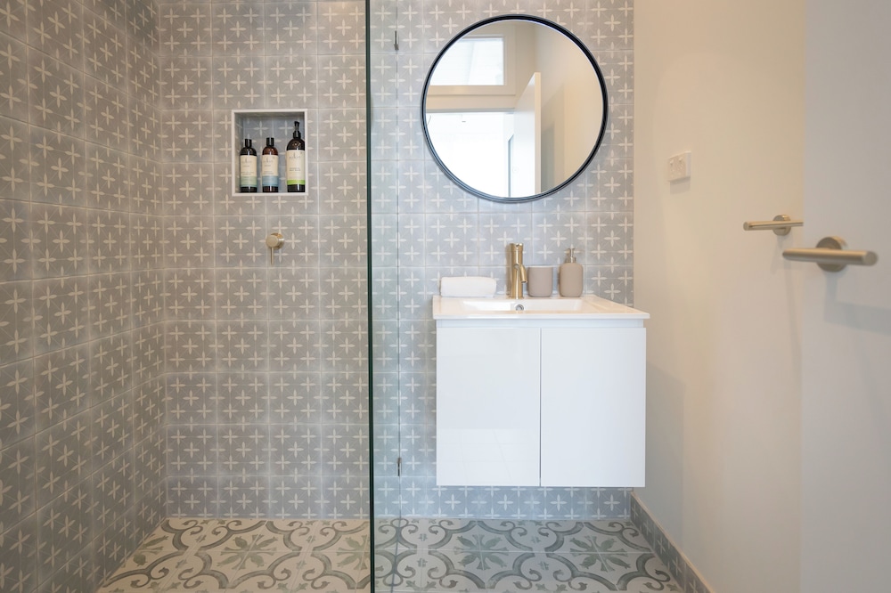 Kozyguru | Chic Studios | Oasis In The Heart Of Darlinghurst