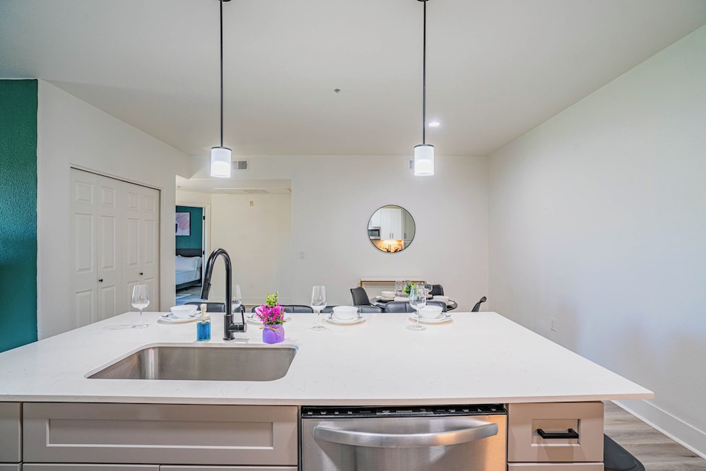 ROVE LIVING/KB - Zone Westgate