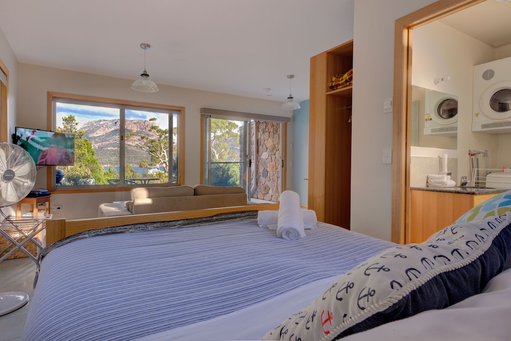 Freycinet Stone Studio 6