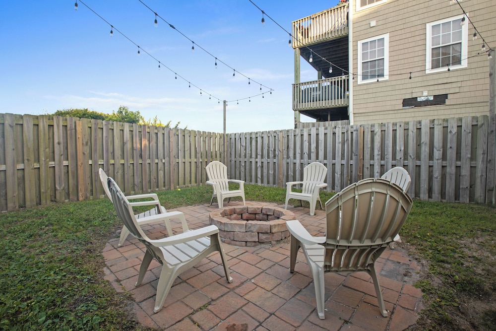 Sunset Retreat by Topsail Realty