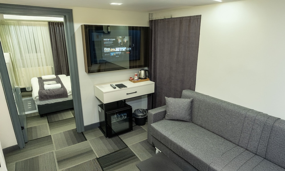 LİZBONİA OTEL