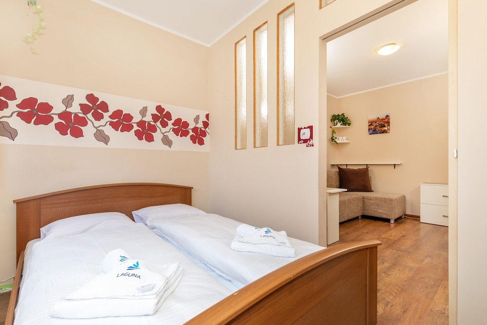 Apartments Matejki by Renters view 4