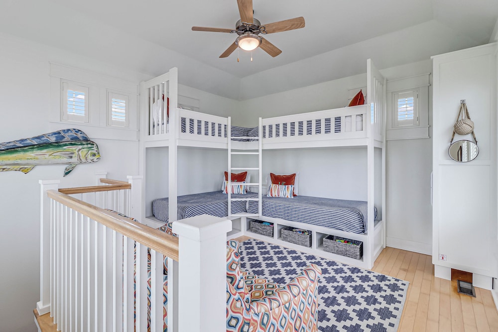 Lil' JoE Cottage 180 BE