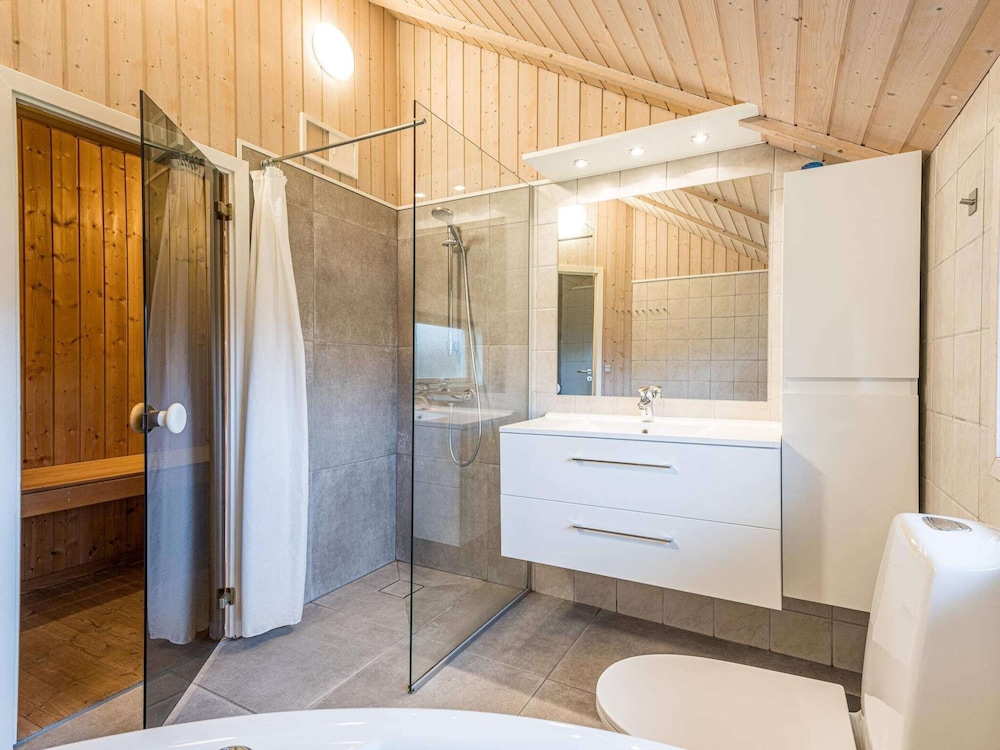 Holiday Home in Hemmet view 4