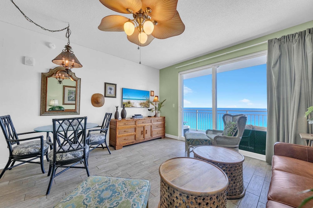 Sterling Reef 905