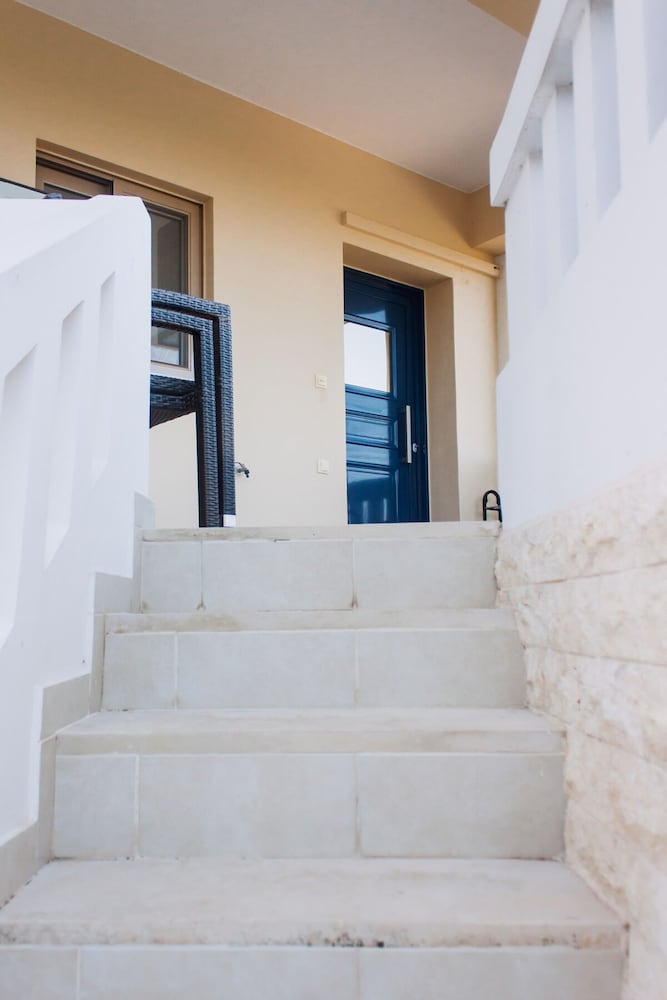 Villa Cook With Pool and Terraces With sea Views