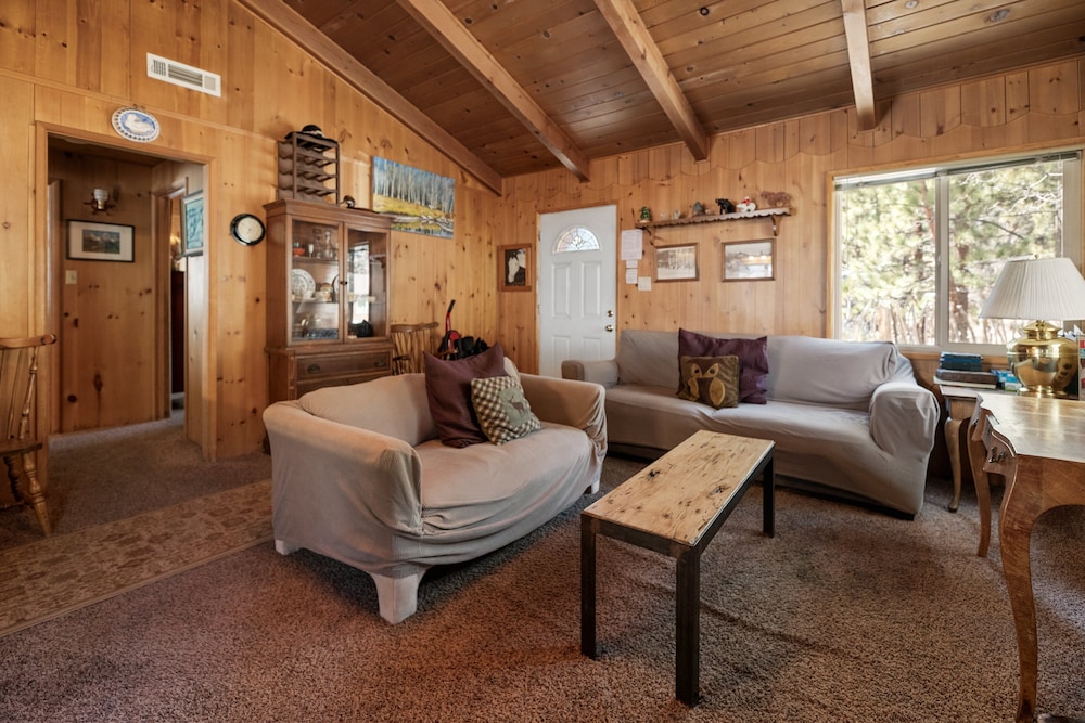 Owl Cabin