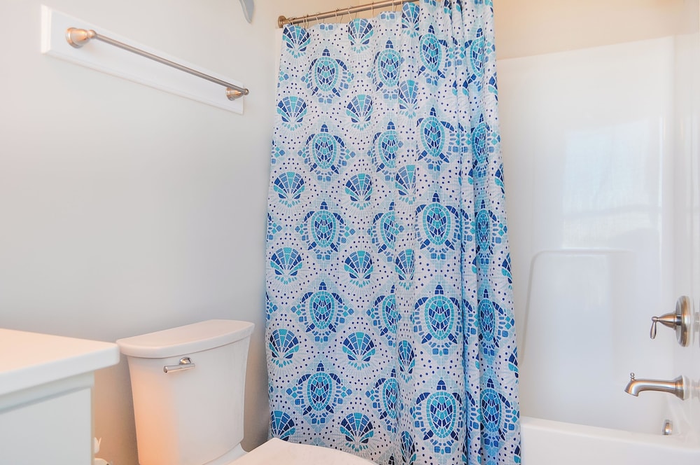 Family Tides by Topsail Realty