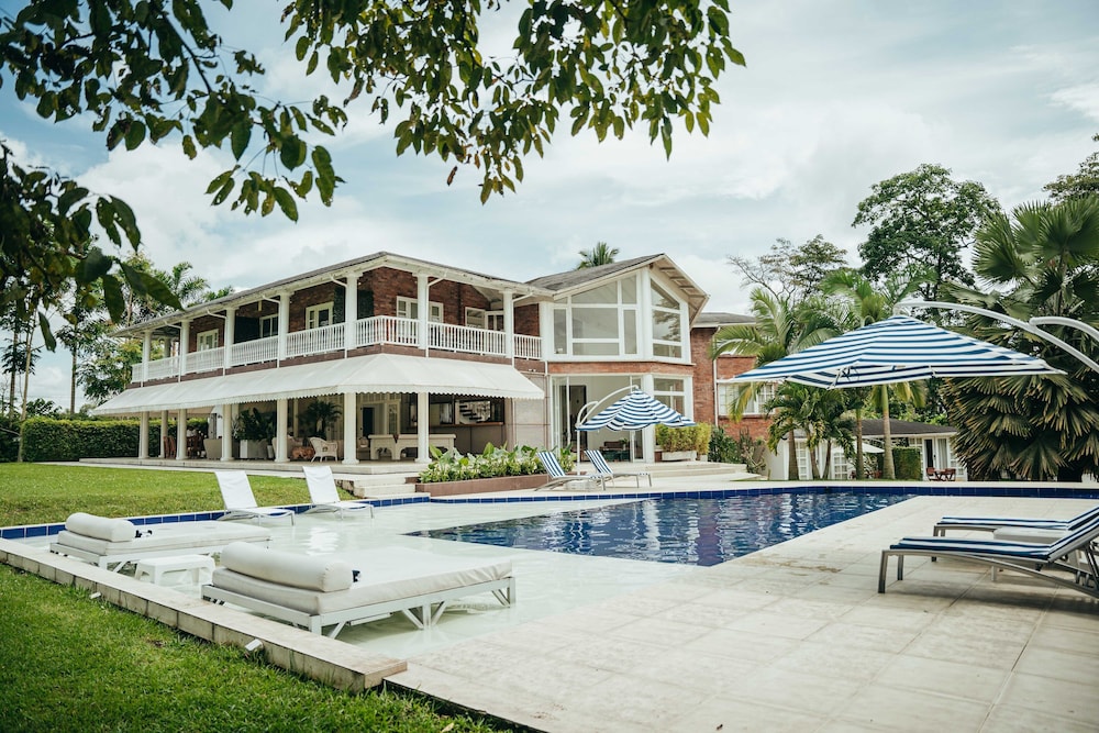 Casa Hotel El Triangulo