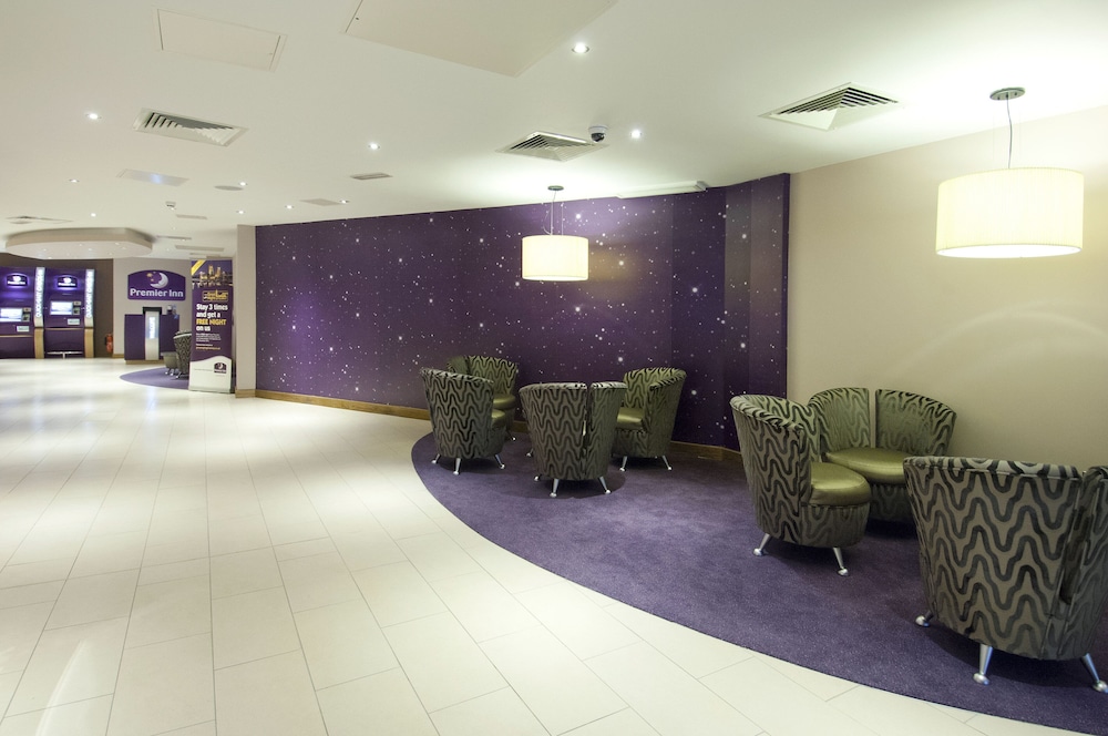 Premier Inn Halifax Town Centre, photo 13