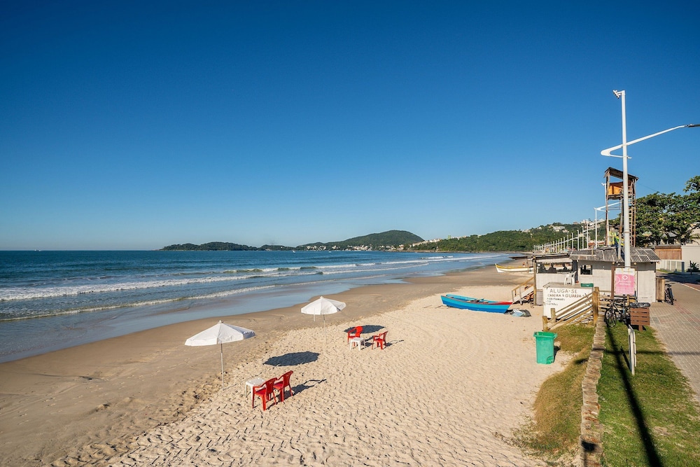 2BR apt W/suite 100m Bombas Beach Ror0001