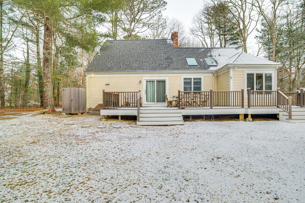 3 Mi to Beaches & Golfing: Family Gem in Cotuit, photo 14