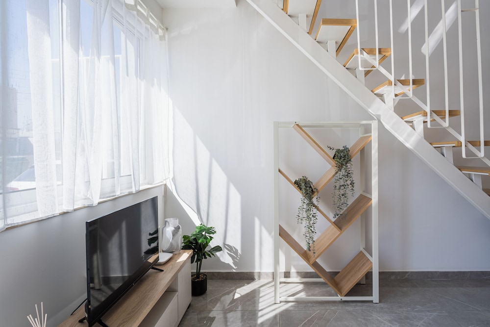 Tangerine 1-Bedroom Apartment in Larnaca