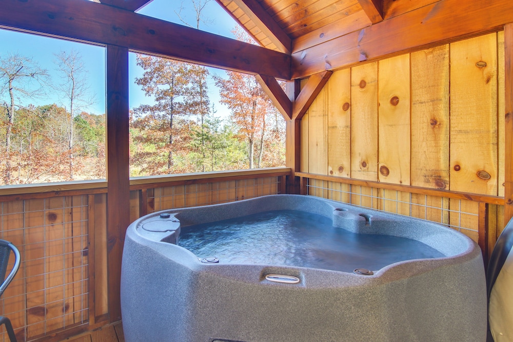Sweet Thang: Romantic Blue Ridge Mtns Getaway