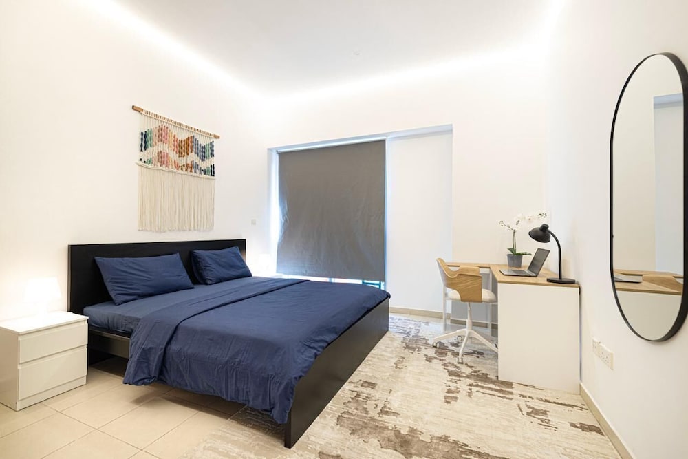 Next'House - Business Boulevard Hostel
