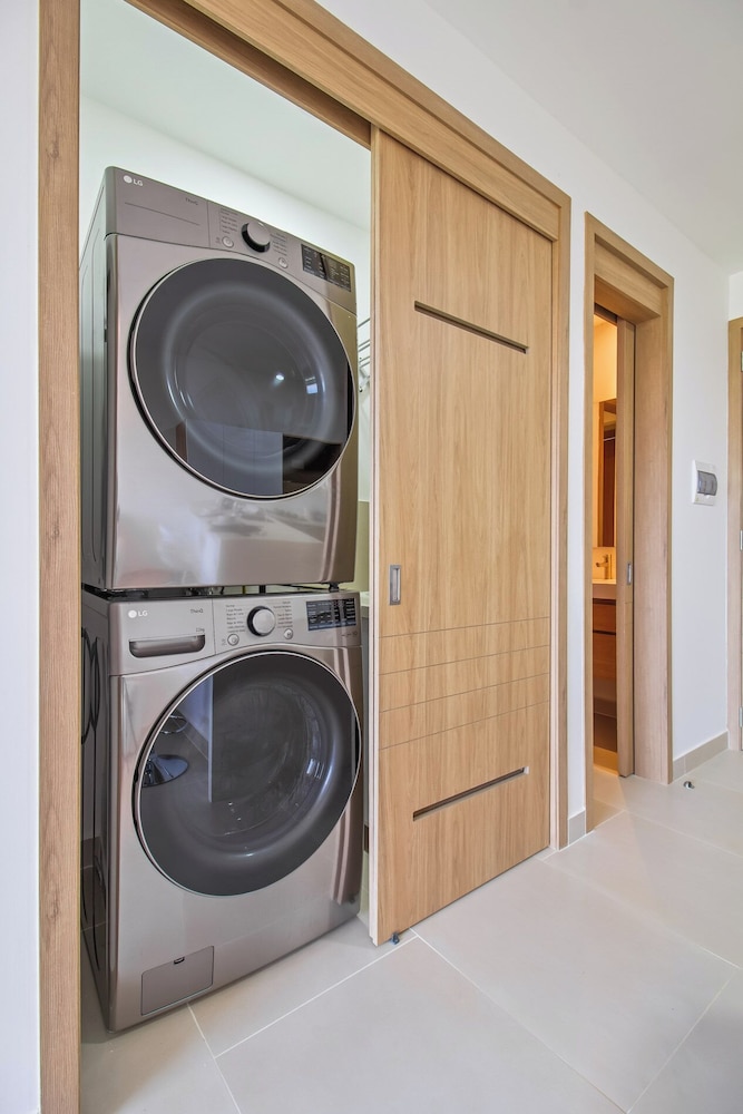 Baia Kristal Cartagena By HostPro