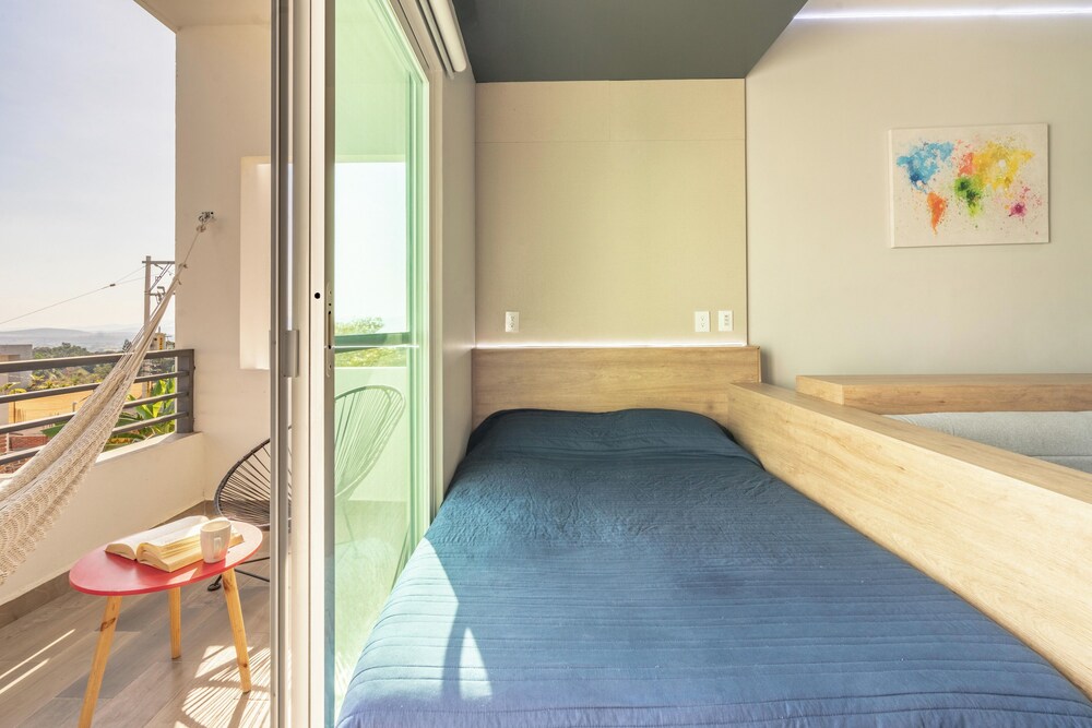Loft with Pools and Rooftop Sky Bar