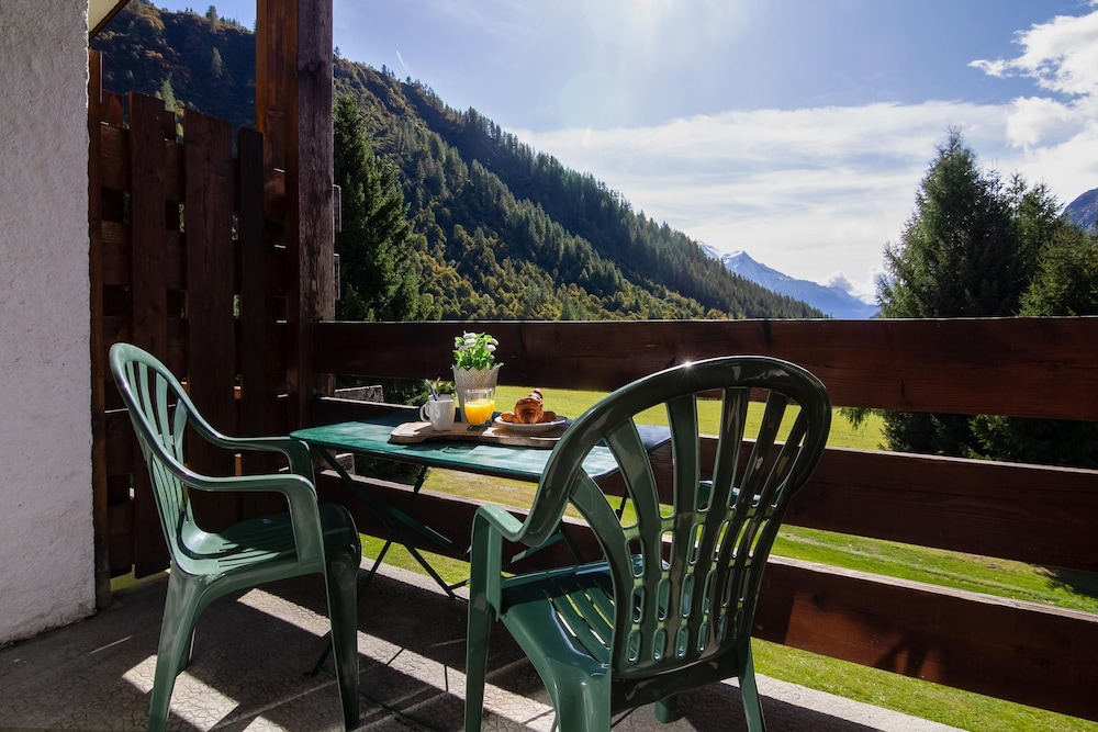 Chalet Dava La Via ski in ski out