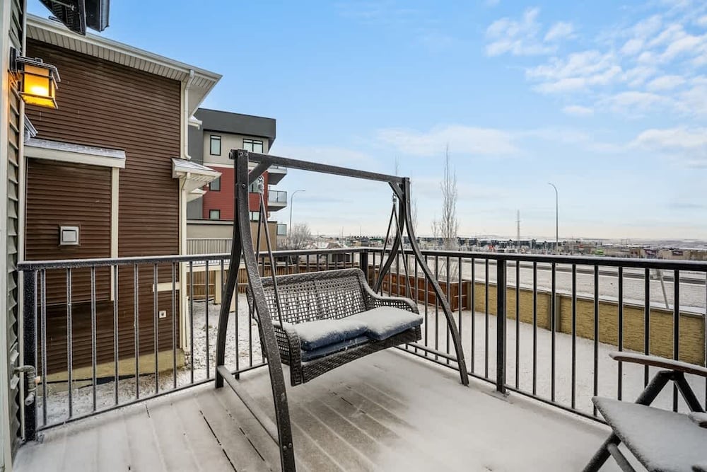 The Mask - 5BD - Movie Room - Kidfriendly