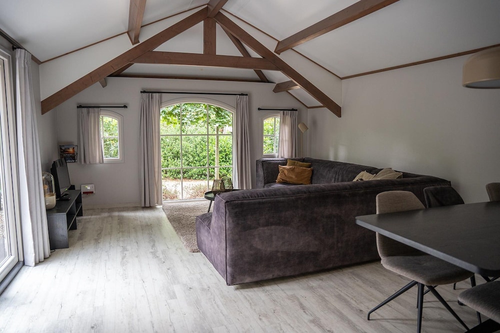 Pets Welcome, Veluwe Farmhouses for All