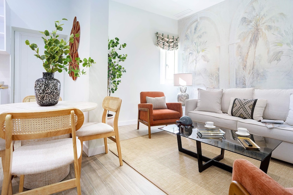 Exclusive Apartment in Cádiz. Patrocinio I