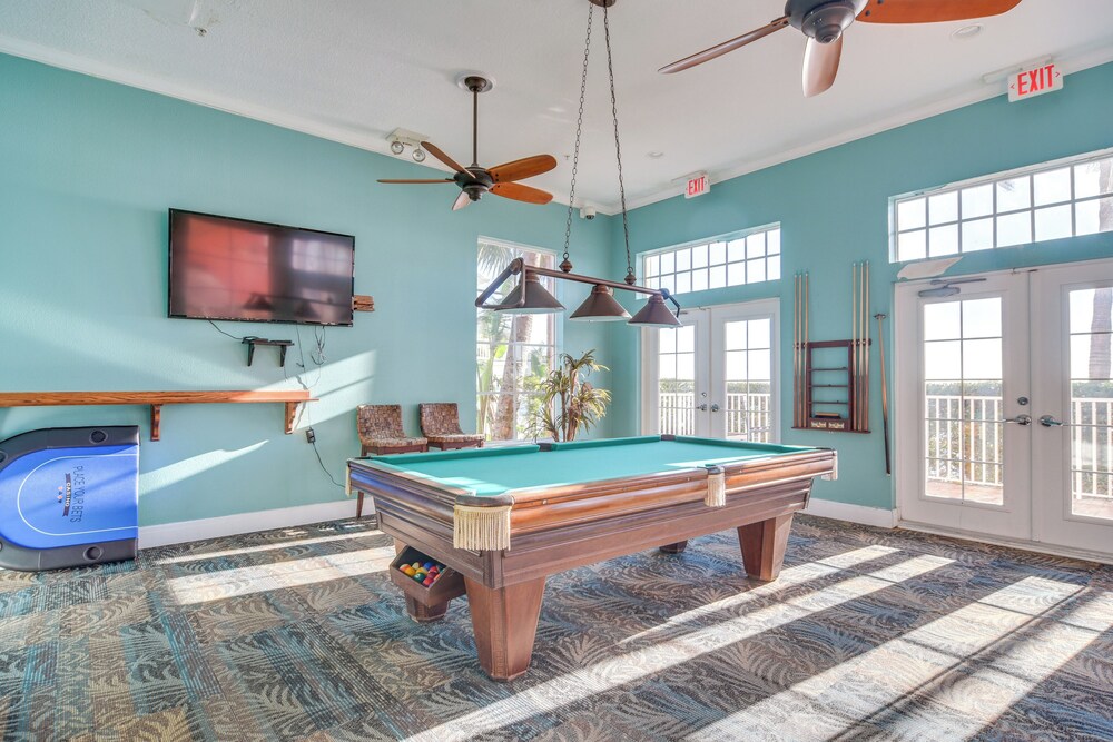 Bayfront St Petersburg Retreat 4 Mi to Downtown!