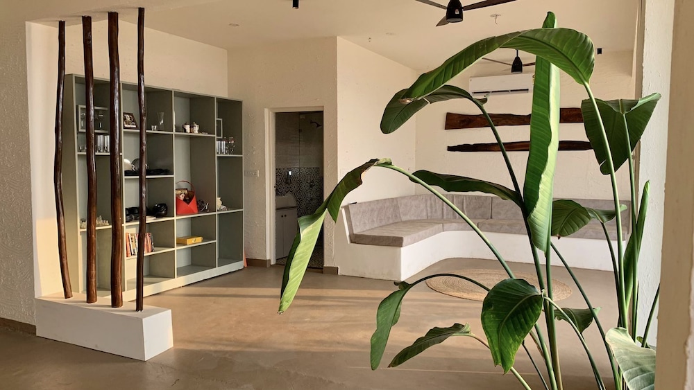 Dolce Far Niente 4BHK Villa Ashwem Beach