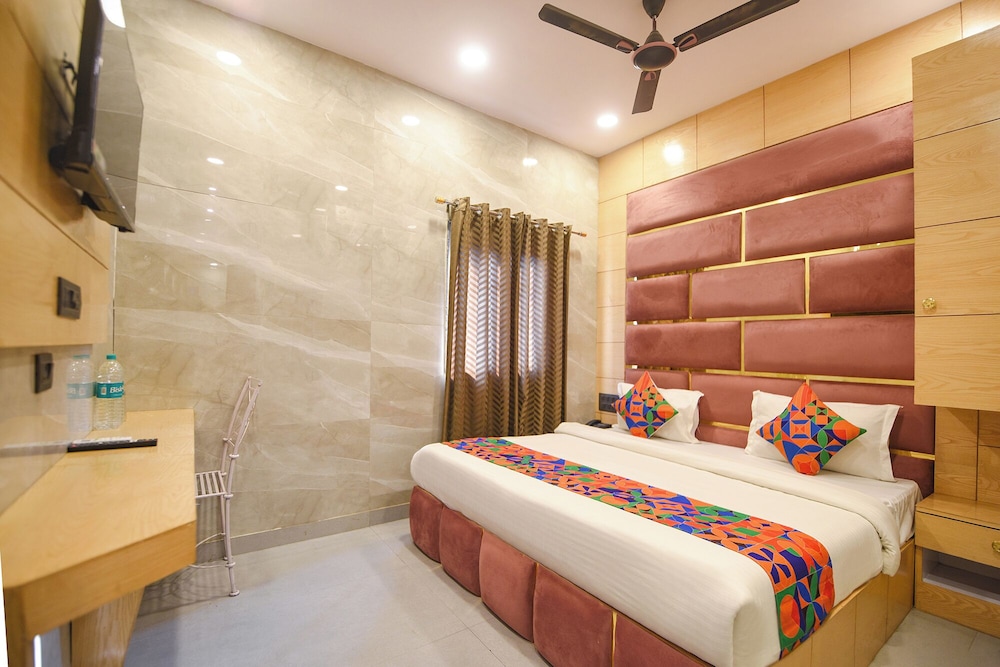 Fabhotel Grand Shiva