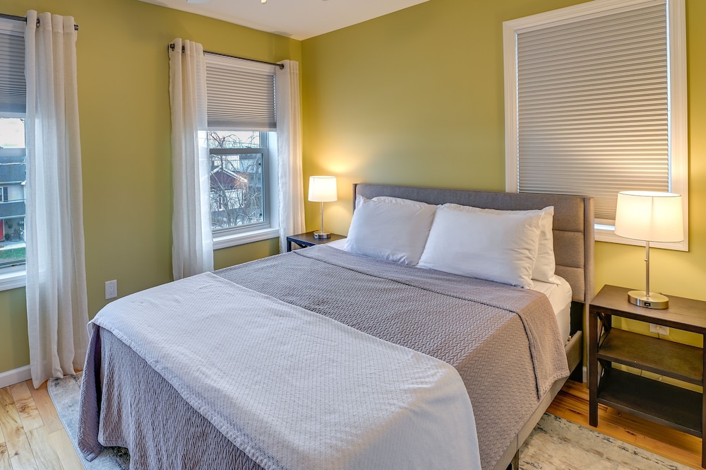 Saratoga Springs Vacation Rental w/ Lake Views!