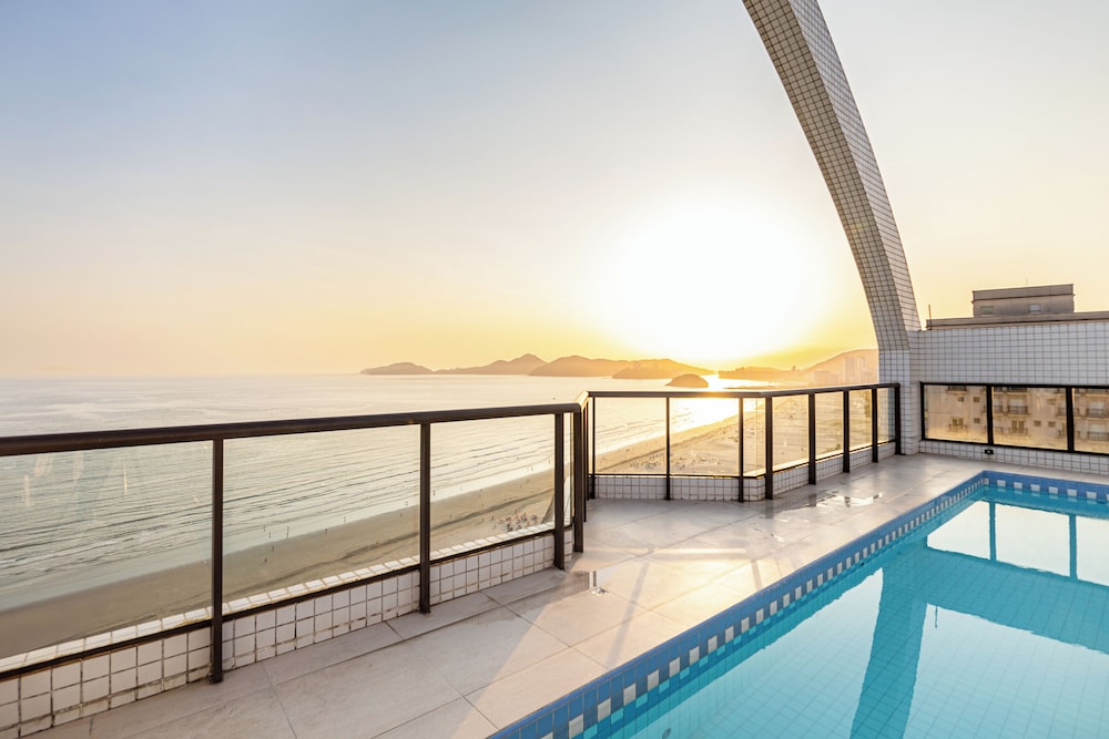 ARK Houses - Flat Beira-Mar com Piscina