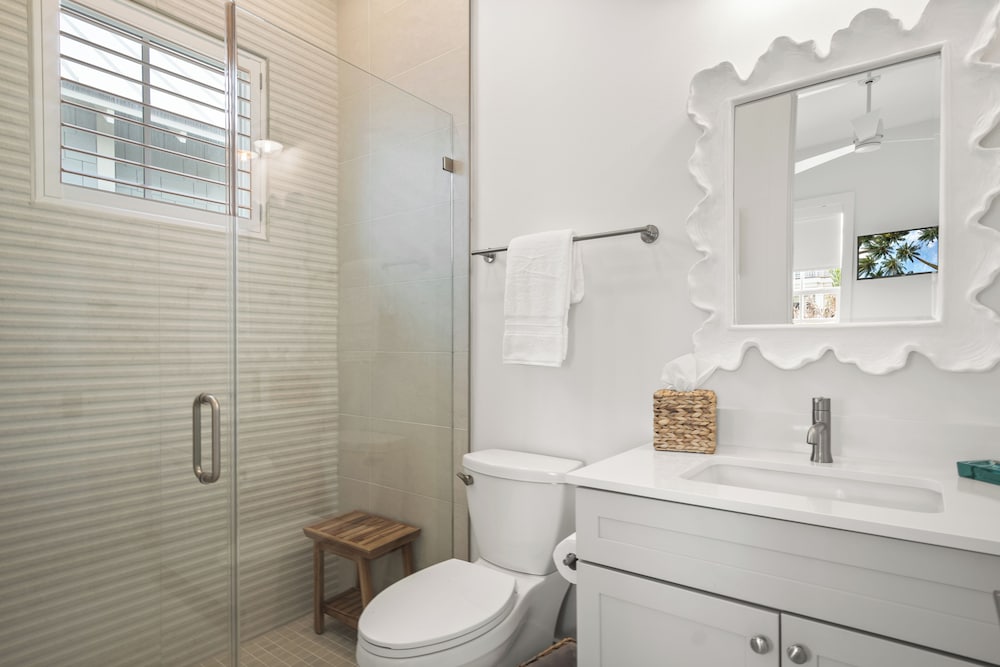 Serenity Shore 305 SOU