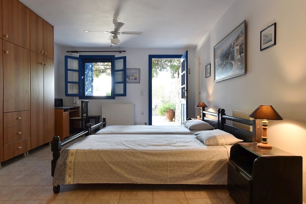 Villa Sophia Paros  Beachfront Sea View view 4