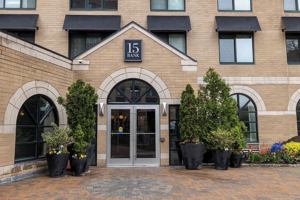 15 Bank Apartments