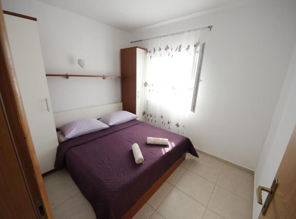 Apartments Katija