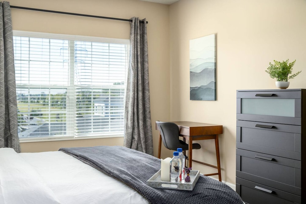 Long Stay 2BR Pet-friendly New Albany Area