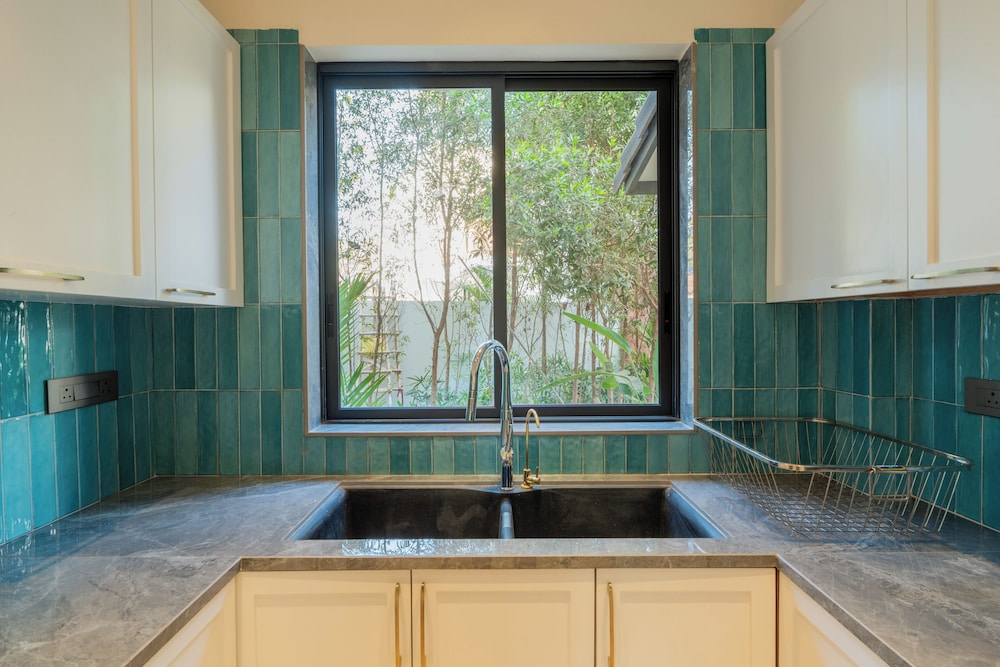 ELIVAAS Laguna Camellia | Luxe 4 BHK Villa Near Popular Beaches with Private Pool