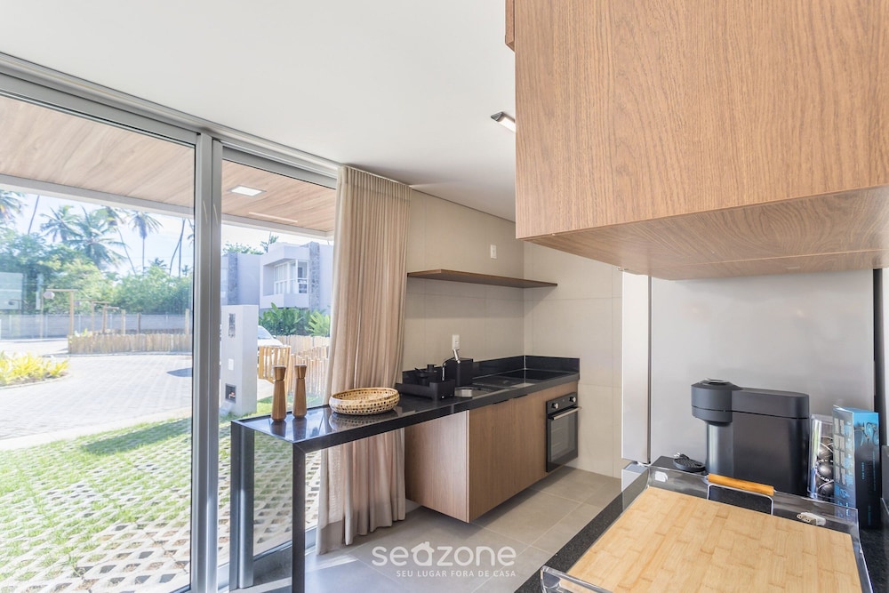 NLU - Full-featured Condominium at Marceneiro Beach
