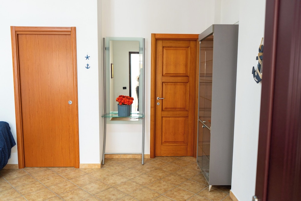 La Caletta Apartments