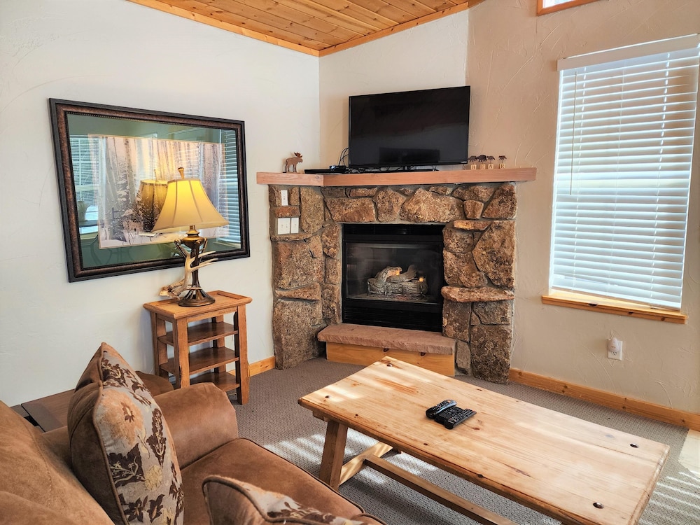 Estes Park Condos - Property Image 191