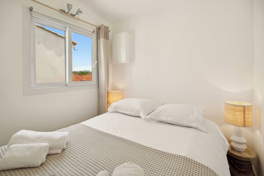 Magnificent Apartment - AC- 2br- Saint-tropez