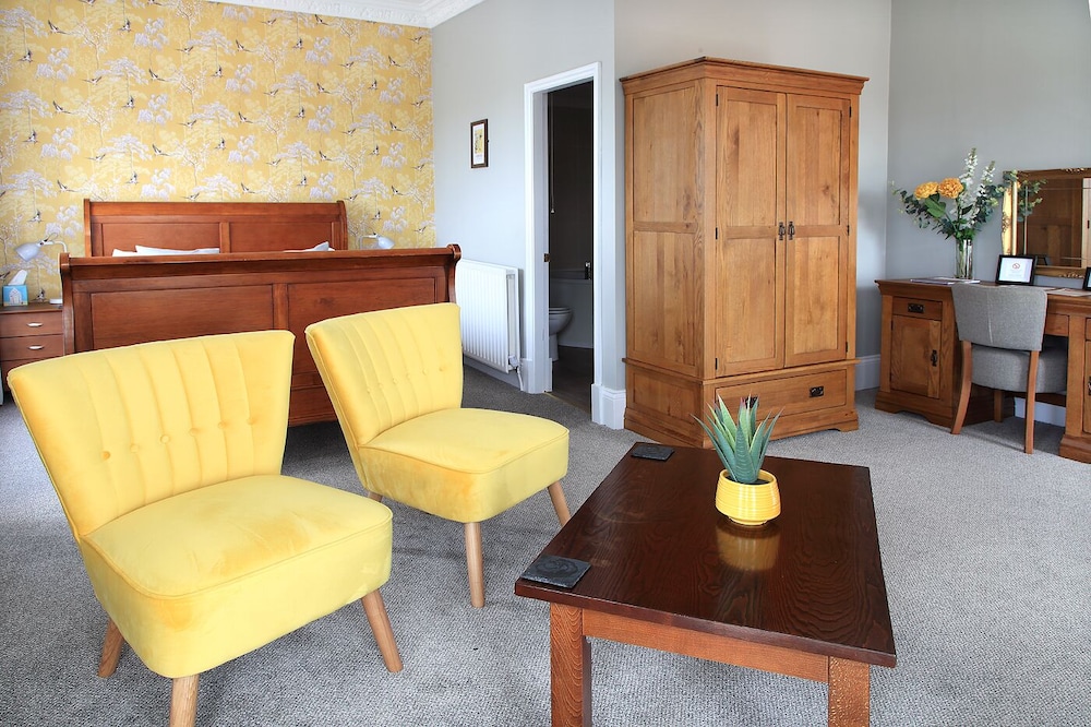 Hartlepool Vacations - The Marine Hotel - Property Image 6